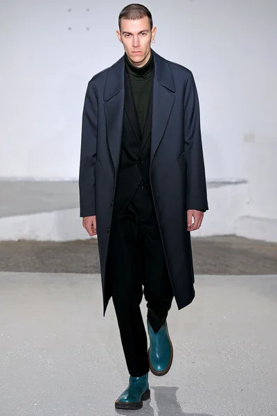 Look 5